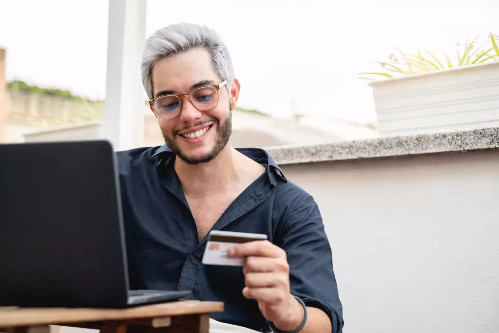 Cartão de Crédito para Negativados: Dicas e Soluções com Créditis 1 cartão de crédito para negativados