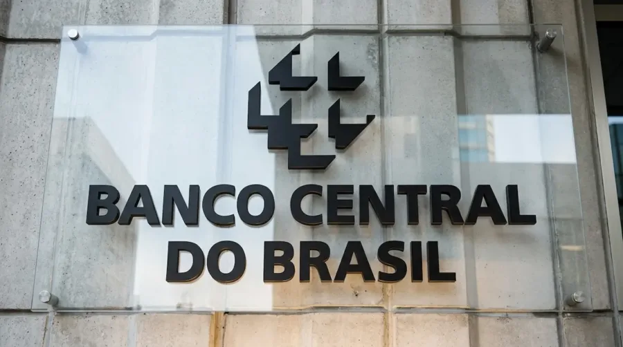 Nova regra do Banco Central limita uso do FGC por bancos; entenda o que muda